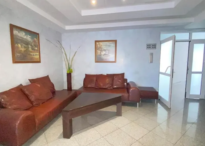 Bratanov Plaza 公寓