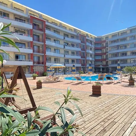 Bratanov Plaza Apartment